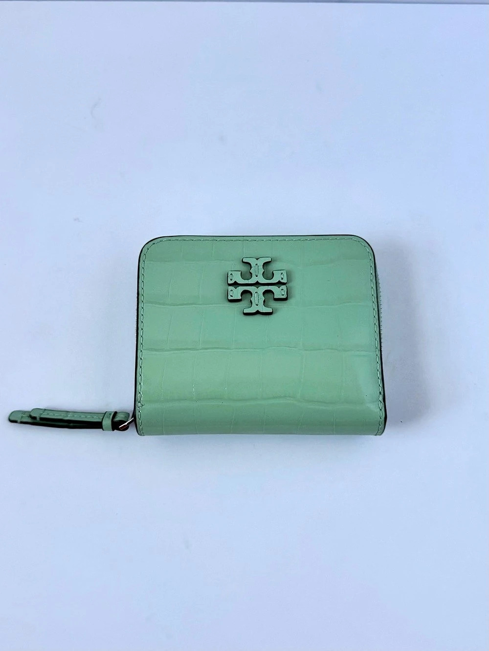 Tory Burch Thea Embossed Bifold Wallet Northern Lights NWT